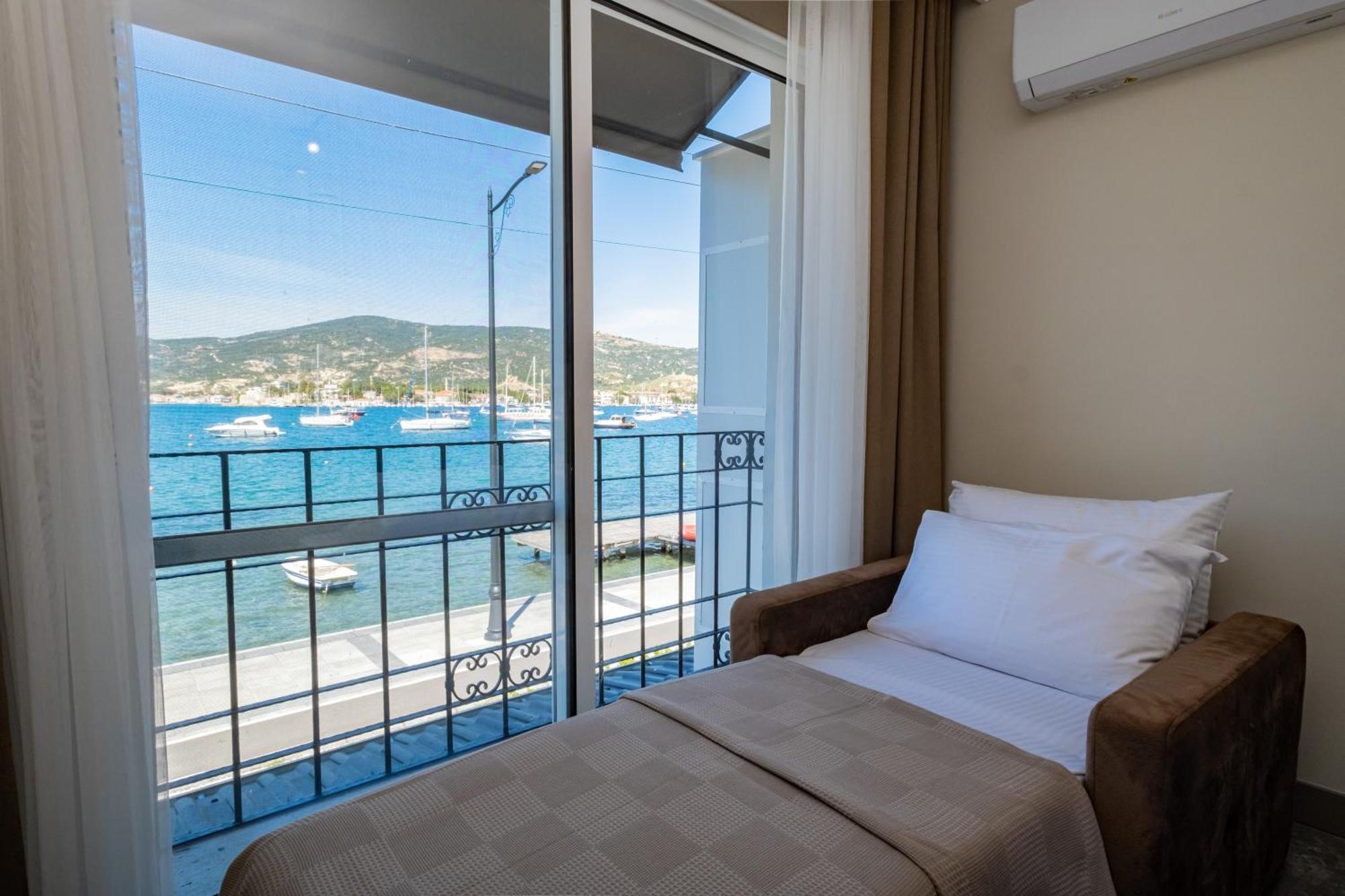 Bd Suites Foça Ngoại thất bức ảnh
